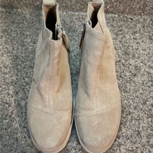 Toms Light Tan Suede Ankle Booties